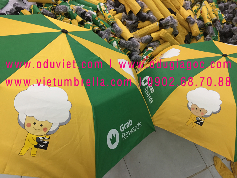 xưởng sản xuất ô dù cầm tay in logo quảng cáo